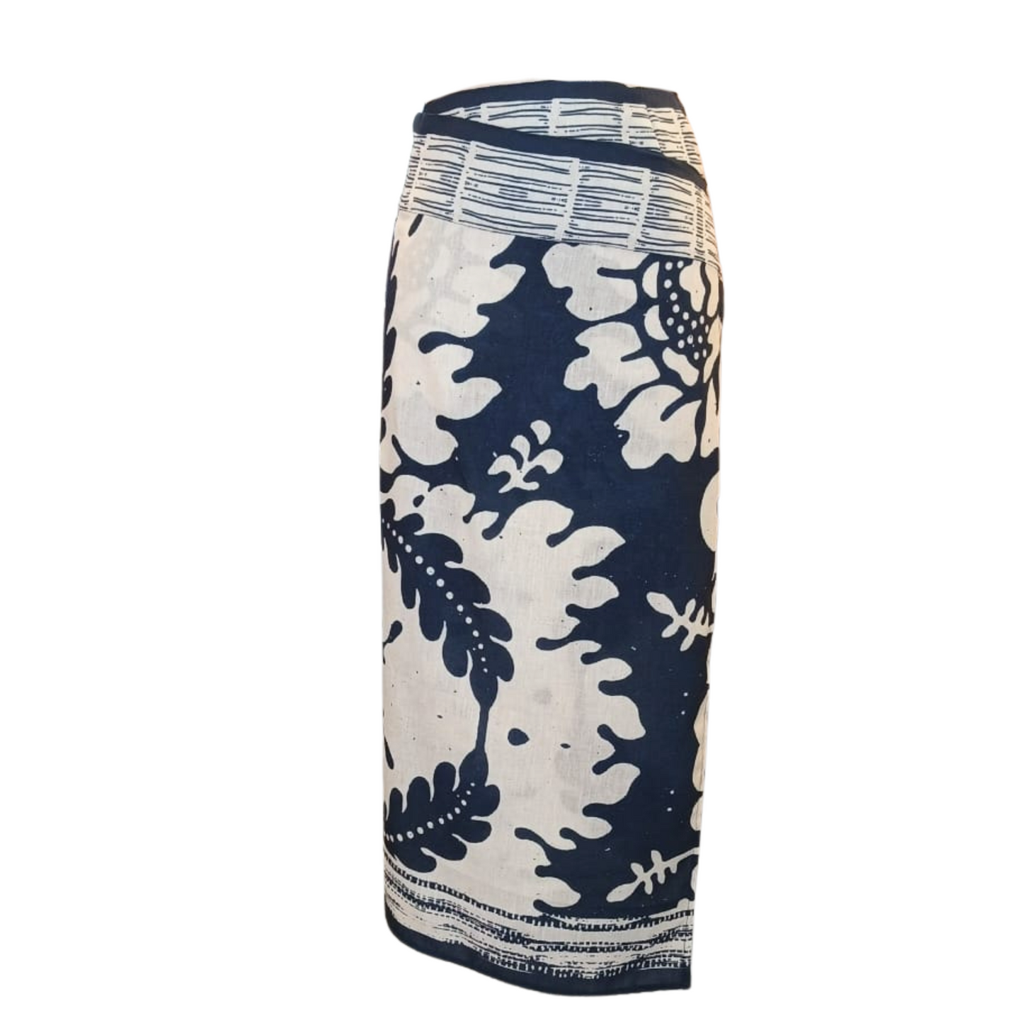 Falda azul botón escondido