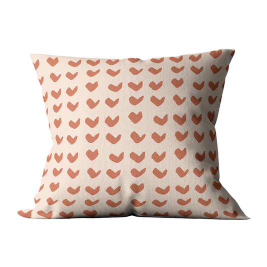 Cojin  Colección home 2025-Loras en la palma -corazones
